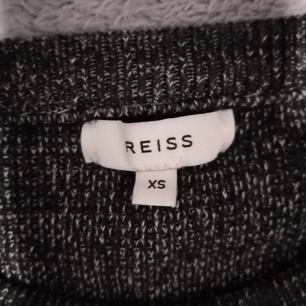 Reiss Jumper Mens XS Tiger Grey Chunky Tight Knit Contrasting Trim Crew Heavy - Picture 2 of 13